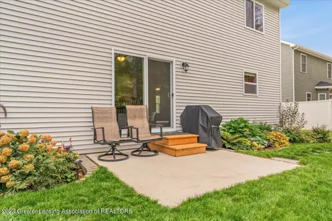 239 Noleigh Ln, Dewitt, MI 48820 photo 39