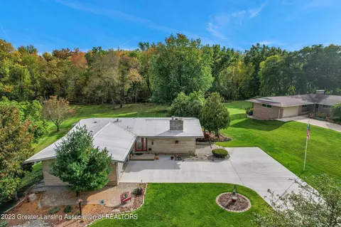11517 W River Dr, Dewitt, MI 48820 photo 3