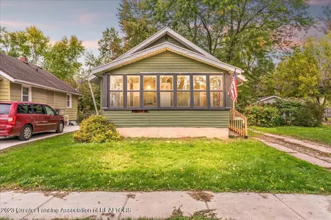 605 Brynford Ave, Lansing, MI 48917
