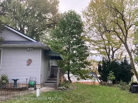 15549 Outer Dr, Bath, MI 48808 photo 2