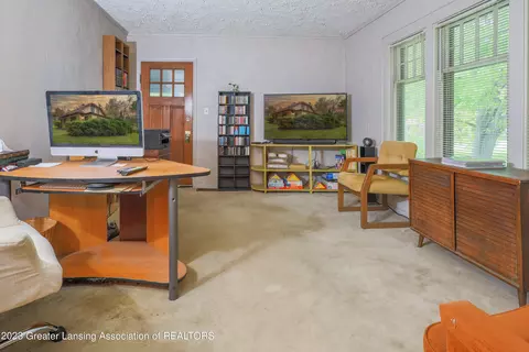 108 E Northrup St, Lansing, MI 48911 photo 5