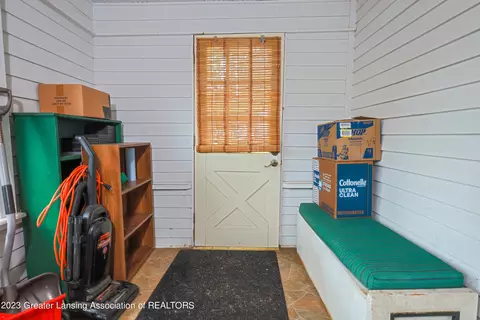 108 E Northrup St, Lansing, MI 48911 photo 2