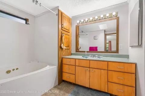 9380 Coleman Rd, Haslett, MI 48840 photo 20
