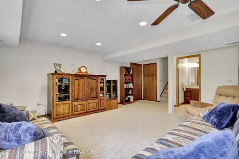 3318 E Broadmoor Dr, Lansing, MI 48906 photo 32