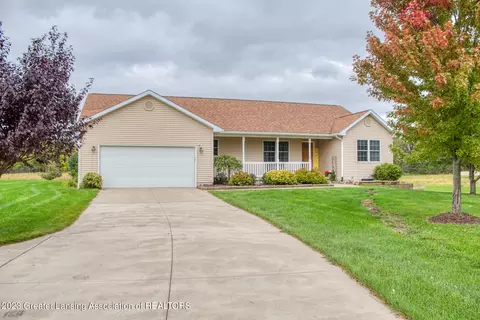 4559 Lytle Rd, Corunna, MI 48817