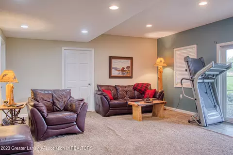 4559 Lytle Rd, Corunna, MI 48817 photo 25