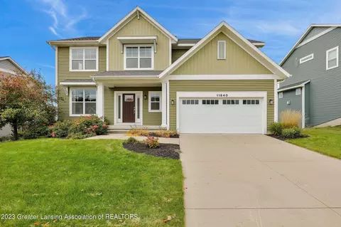11840 Claridge Dr, Dewitt, MI 48820