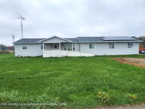 1680 N House Rd, Webberville, MI 48892