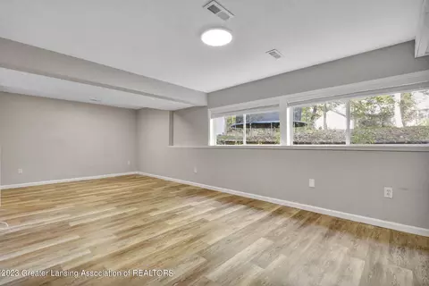 4429 Apache Dr, Okemos, MI 48864 photo 27