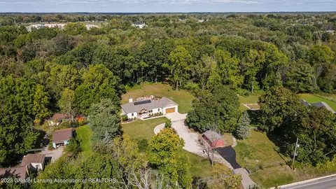 View/Area - 1824 Towner Rd, Haslett, MI 48840 photo 1 of 6