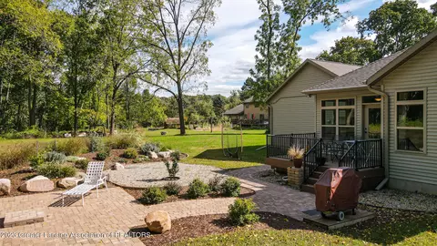 Exterior - 1824 Towner Rd, Haslett, MI 48840 photo 6 of 10