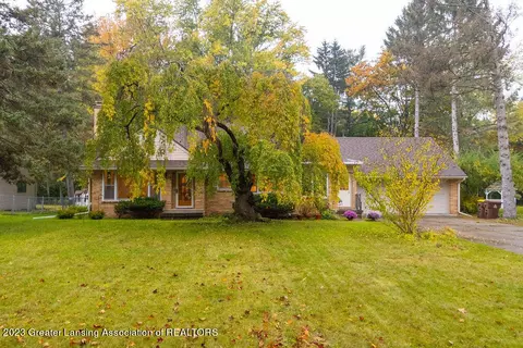 4591 Arrowhead Rd, Okemos, MI 48864