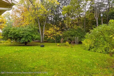 4591 Arrowhead Rd, Okemos, MI 48864 photo 37