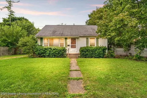 1907 Massachusetts Ave, Lansing, MI 48906