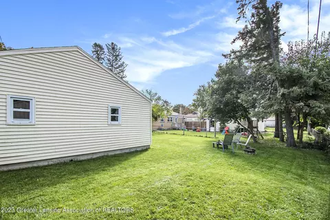 1151 Mitchell Ave, Lansing, MI 48917 photo 27