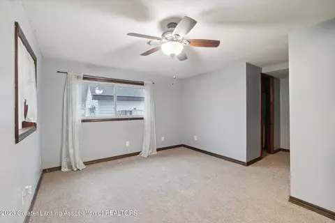 225 Elm St, Dimondale, MI 48821 photo 13
