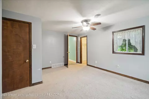 225 Elm St, Dimondale, MI 48821 photo 14