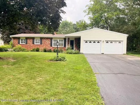 1181 Wild Cherry Dr, Williamston, MI 48895
