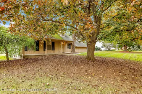 1422 Glenhaven Ave, East Lansing, MI 48823