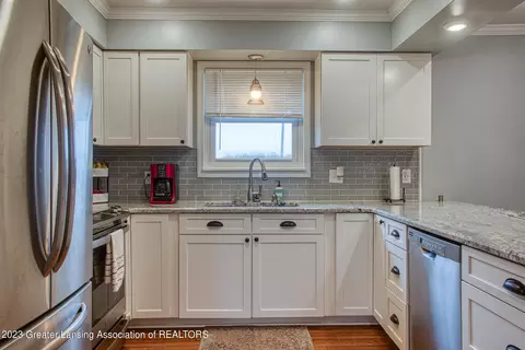 1266 N State Rd, Owosso, MI 48867 photo 3