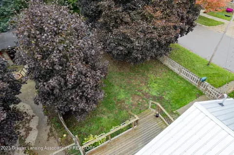 311 E State St, Saint Johns, MI 48879 photo 4