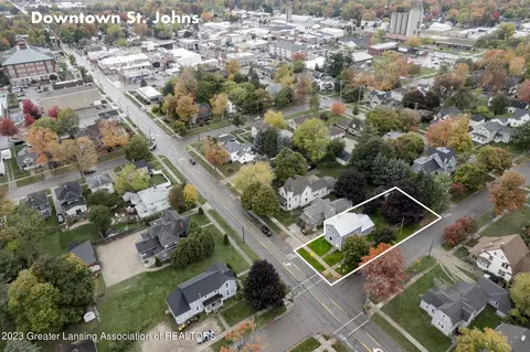 311 E State St, Saint Johns, MI 48879 photo 3