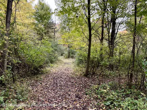 28639 M 40 Hwy, Paw Paw, MI 49079