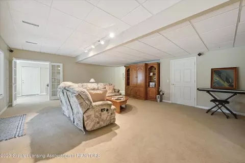 1069 Wild Cherry Dr, Williamston, MI 48895 photo 32