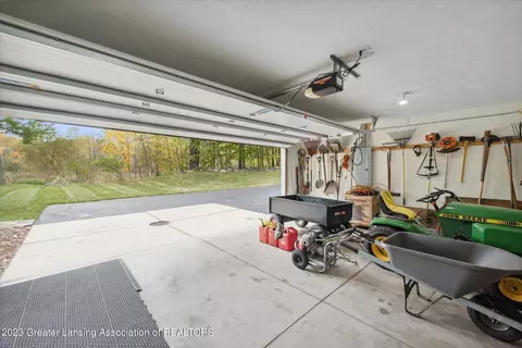 1069 Wild Cherry Dr, Williamston, MI 48895 photo 45