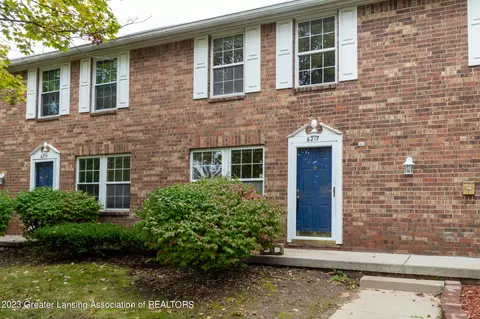 6217 Beechfield Dr, Lansing, MI 48911