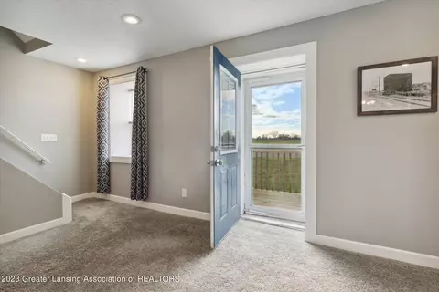 6823 Loomis Rd, Dewitt, MI 48820 photo 10