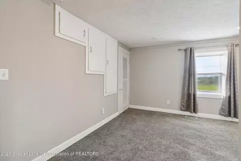 6823 Loomis Rd, Dewitt, MI 48820 photo 28