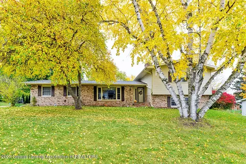 1115 S Clinton St, Charlotte, MI 48813