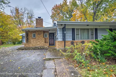 2069 Owosso Ave, Owosso, MI 48867