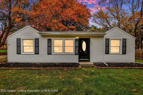 6246 Shreve St, Lansing, MI 48911