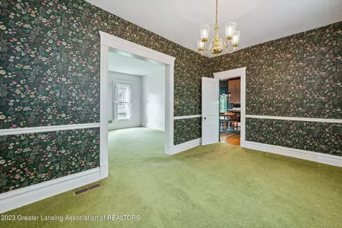 403 E Walker St, Saint Johns, MI 48879 photo 10