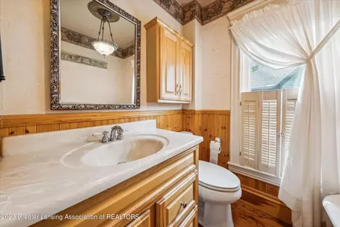 403 E Walker St, Saint Johns, MI 48879 photo 26