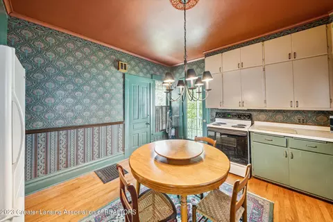 403 E Walker St, Saint Johns, MI 48879 photo 11