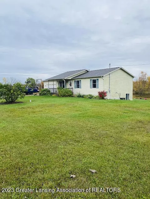 9928 Segar Rd, Springport, MI 49284 photo 2