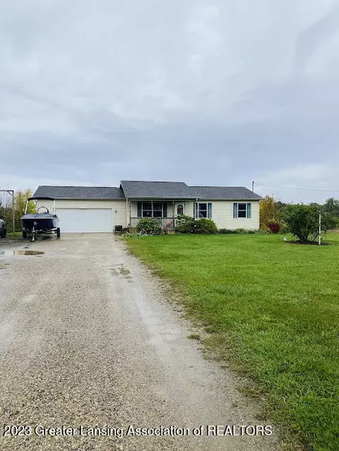 9928 Segar Rd, Springport, MI 49284