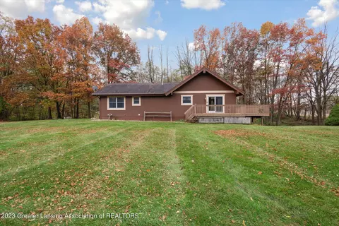 14496 Devereaux Rd, Albion, MI 49224