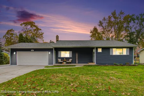 6122 Lerner Way, Lansing, MI 48911