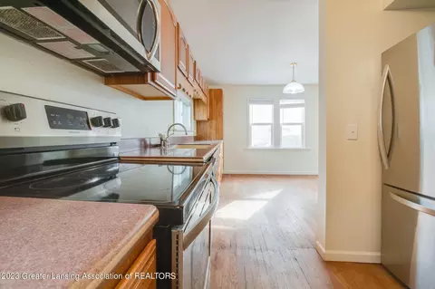 2115 Lyons Ave, Lansing, MI 48910 photo 15