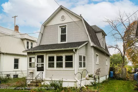 128 Lathrop St, Lansing, MI 48912