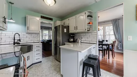 1250 E Twinbrook Dr, Dewitt, MI 48820 photo 14
