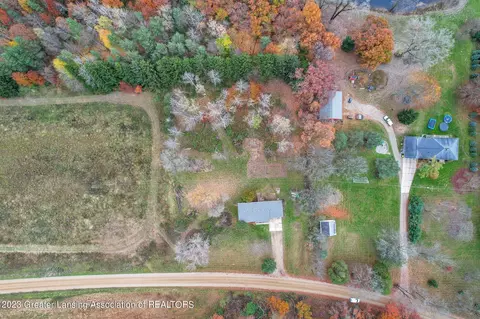 14929 Nichols Rd, Bath, MI 48808 photo 6