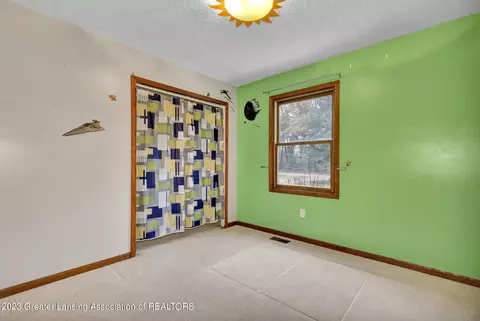 14929 Nichols Rd, Bath, MI 48808 photo 32