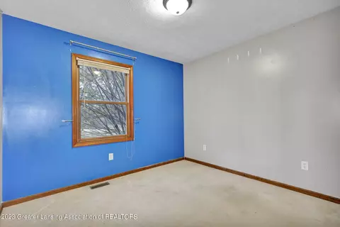 14929 Nichols Rd, Bath, MI 48808 photo 30