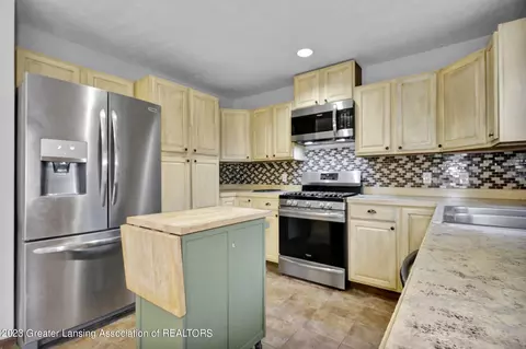 14929 Nichols Rd, Bath, MI 48808 photo 23