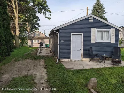 15871 Short St, East Lansing, MI 48823